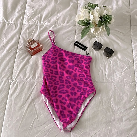 Pretty Little Thing Pink Cheetah Swimsuit - Picture 2 of 5